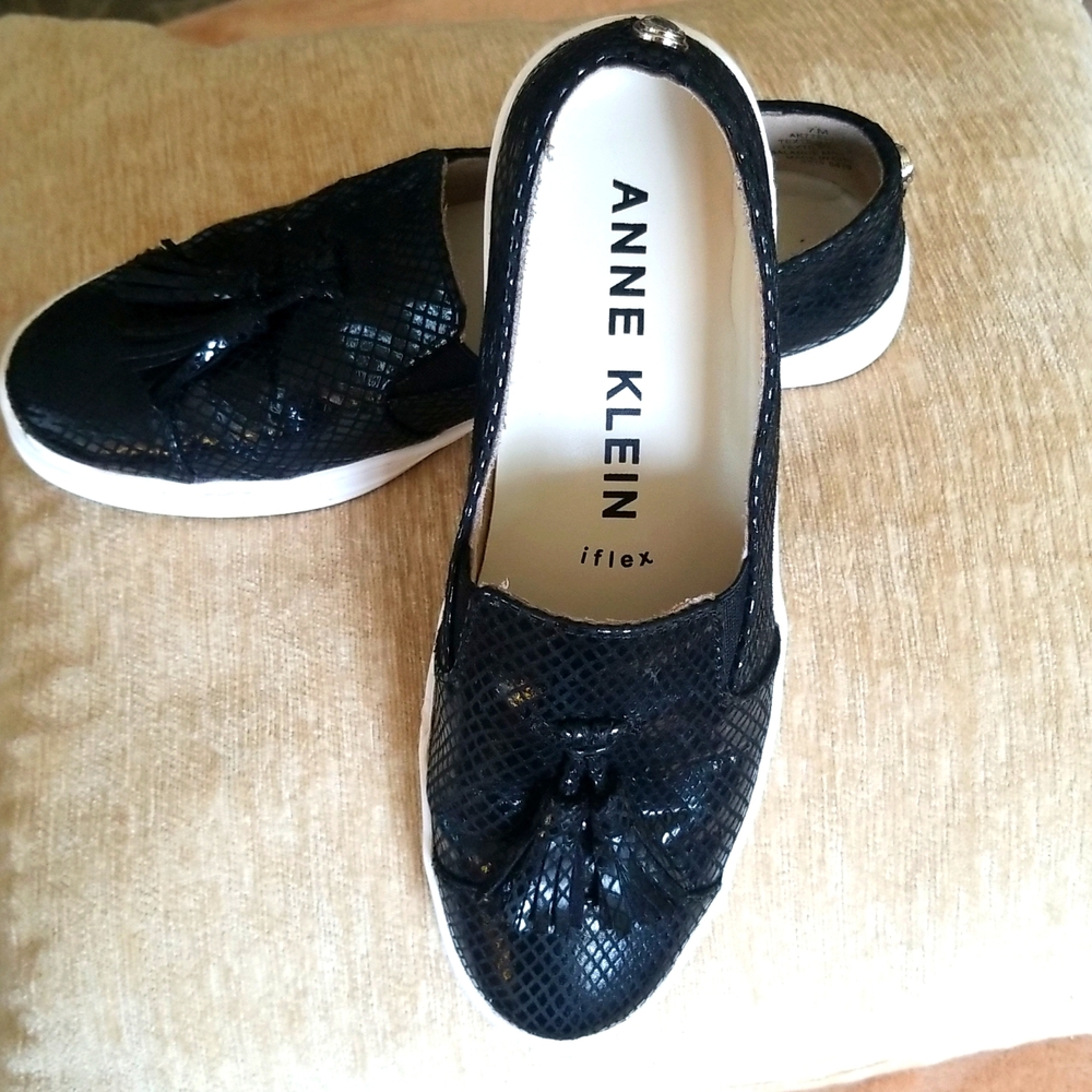 Anne Klein iFlex Faux snakeskin slip ons